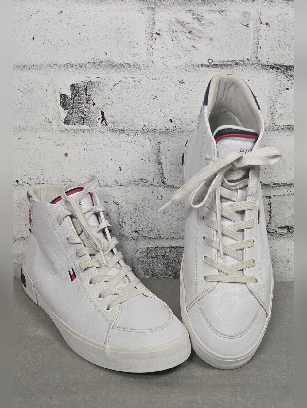 Tommy Hilfiger Mens 10 White High Top Sneakers Lace Up Red Navy Logo